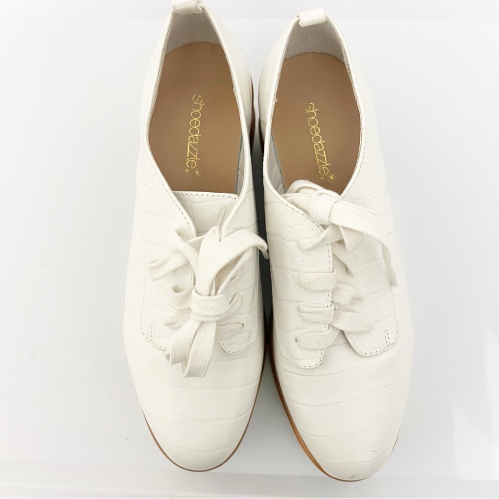 🤍Shoe Dazzle Women's White Platform Sneakers Oxfords - Picture 3 of 9